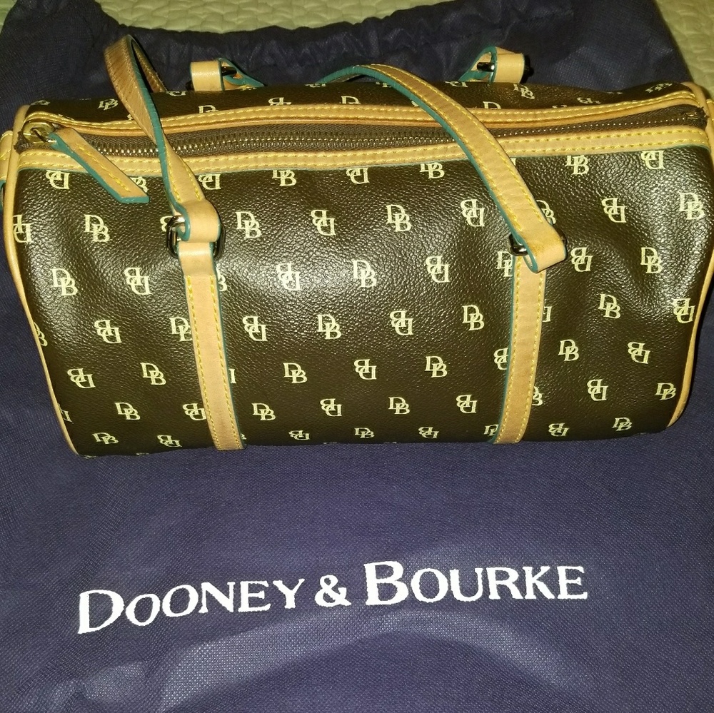 Dooney & Bourke purse